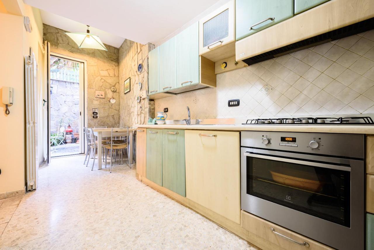 Casa Di Flo Daire Napoli Dış mekan fotoğraf